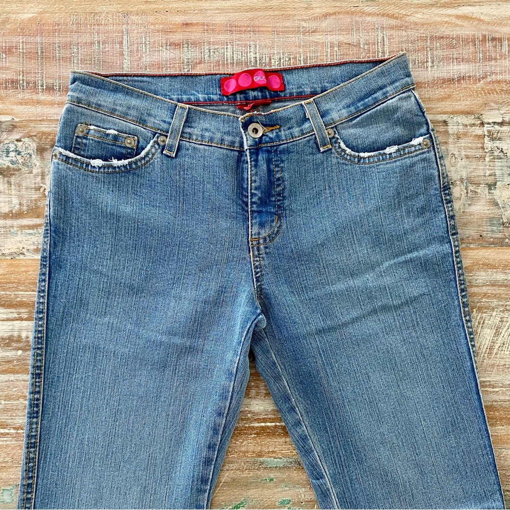 GLO JEANS